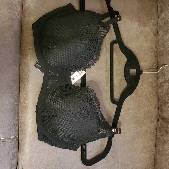 Victoria's Secret Plunging Bra w/ Removable Padding Black Mesh/ Lace - Picture 3 of 9